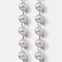 Withe Pearl + Silver Chain